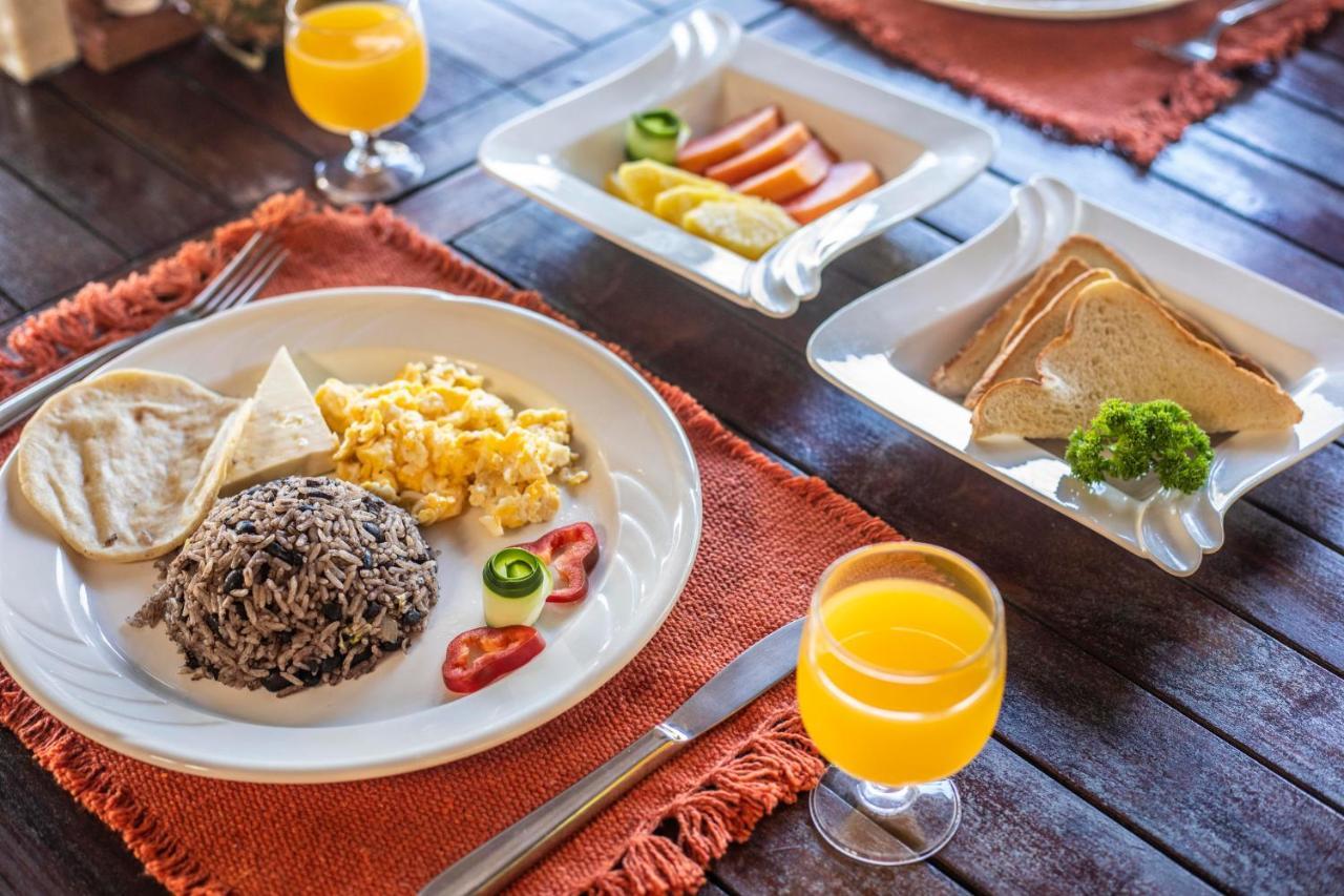 Hotel Hacienda Del Mar คาร์ริลโล ภายนอก รูปภาพ